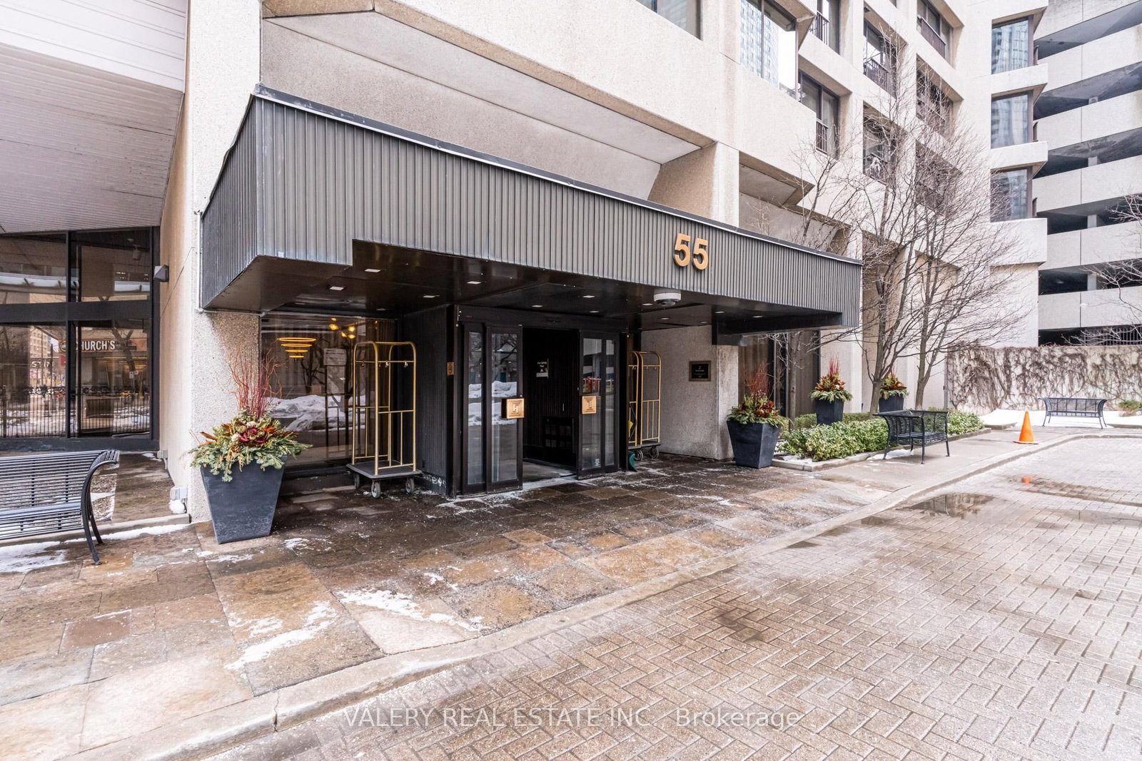 1913-55 Harbour Sq, Toronto — 19