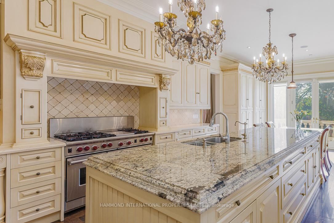 32 Arjay Cres, Toronto — 16