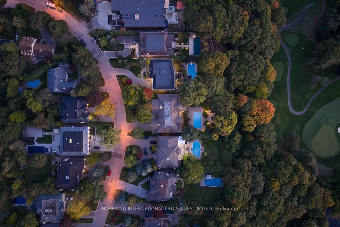 32 Arjay Cres, Toronto — 37