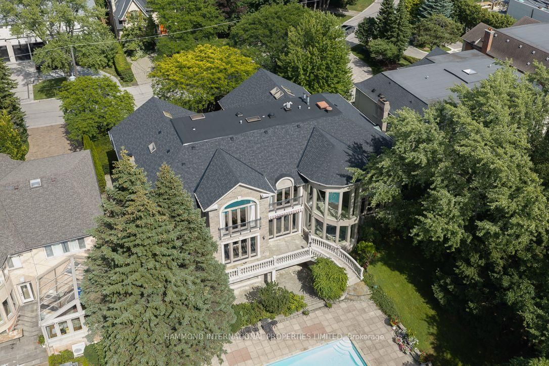 32 Arjay Cres, Toronto — 4