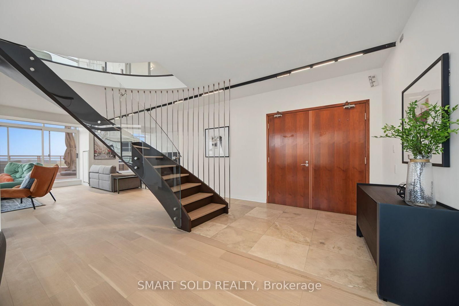 Ph01E-500 Queens Quay, Toronto — 11