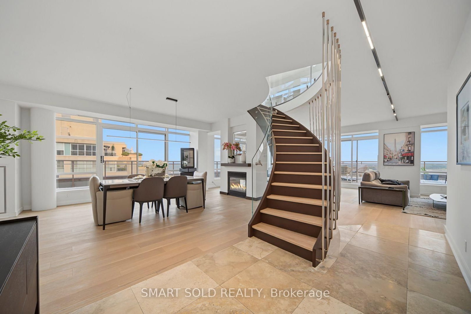 Ph01E-500 Queens Quay, Toronto — 12
