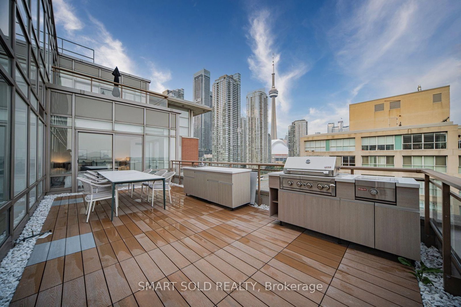 Ph01E-500 Queens Quay, Toronto — 9