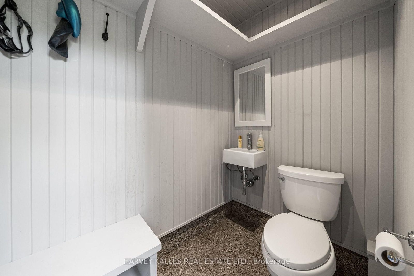 6 Vesta Dr, Toronto — 24