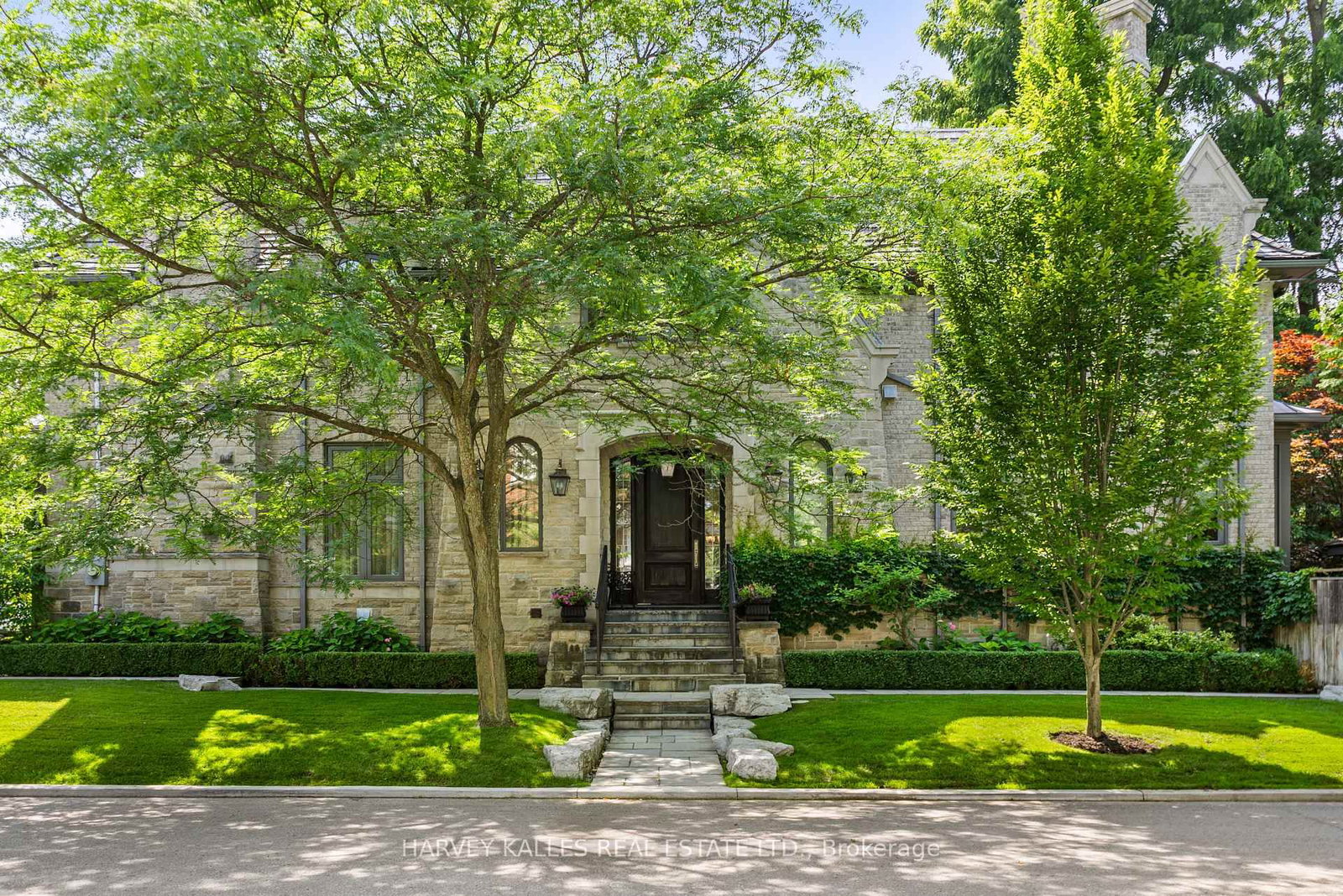 6 Vesta Dr, Toronto — 3