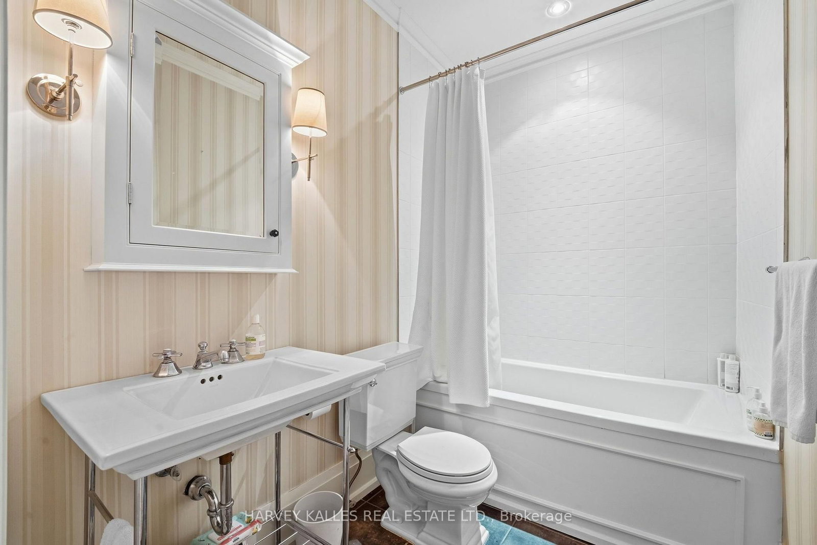 139 Dunvegan Rd, Toronto — 41