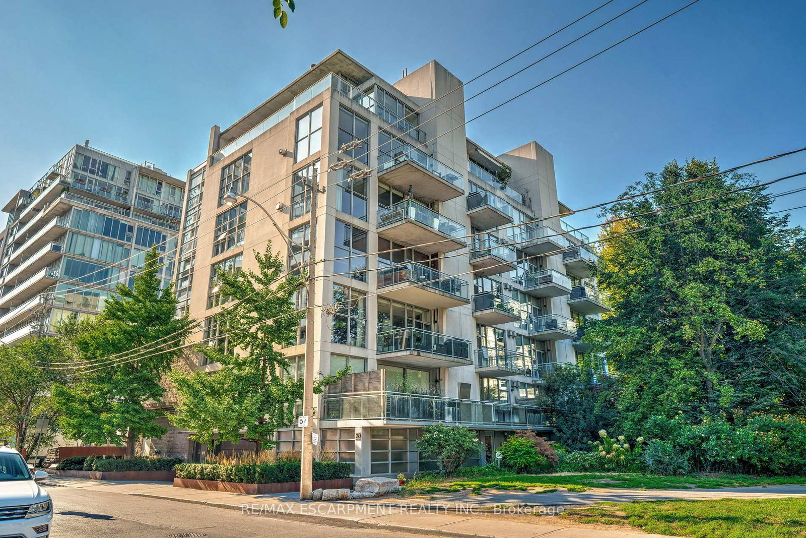 PH1-20 Niagara St, Toronto — 2