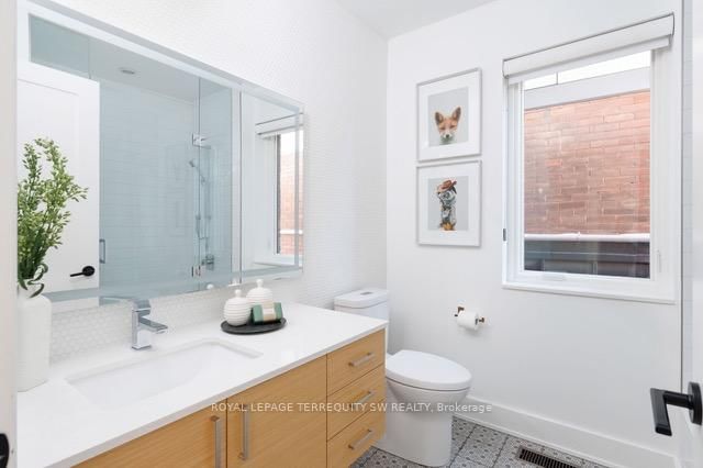 96 Summerhill Ave, Toronto — 37