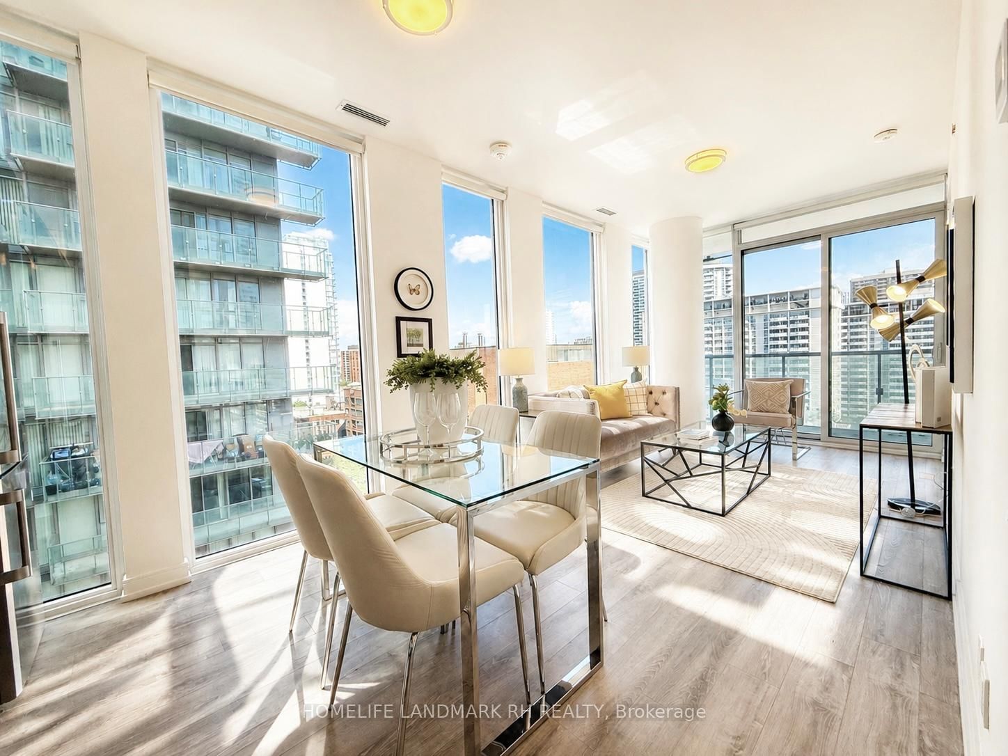 1004-28 Wellesley St, Toronto — 18