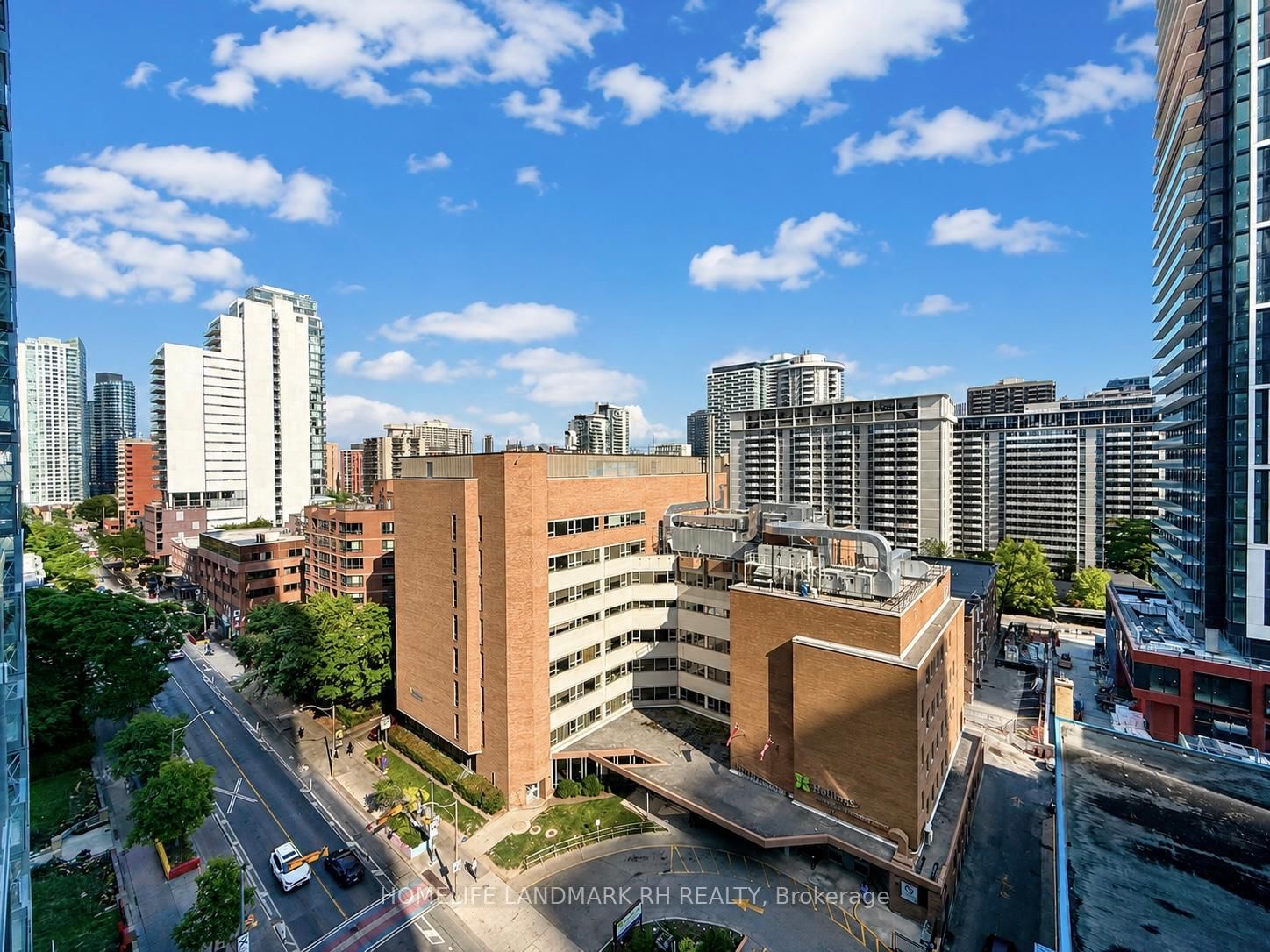 1004-28 Wellesley St, Toronto — 19