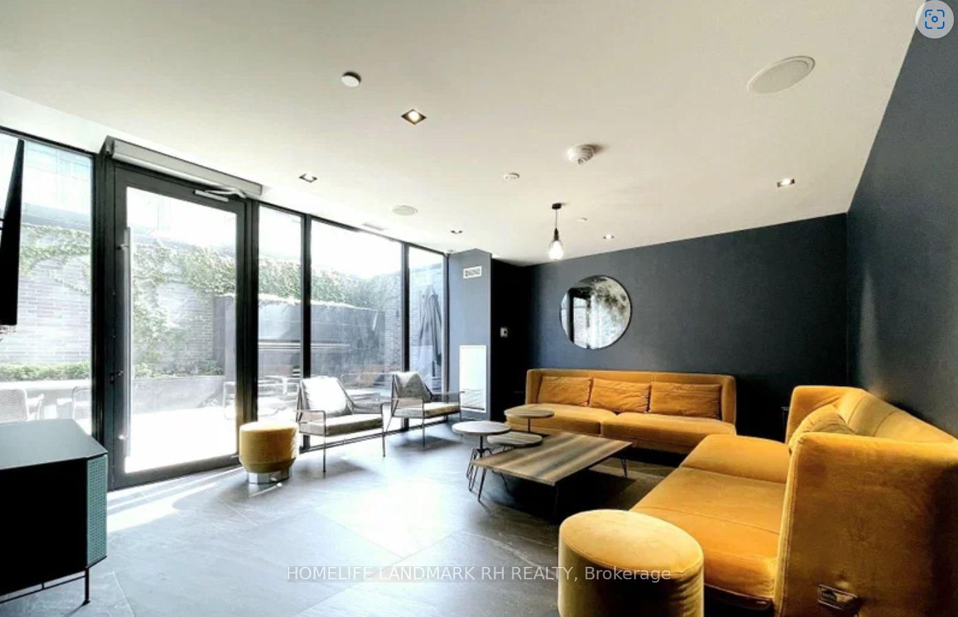 1004-28 Wellesley St, Toronto — 25