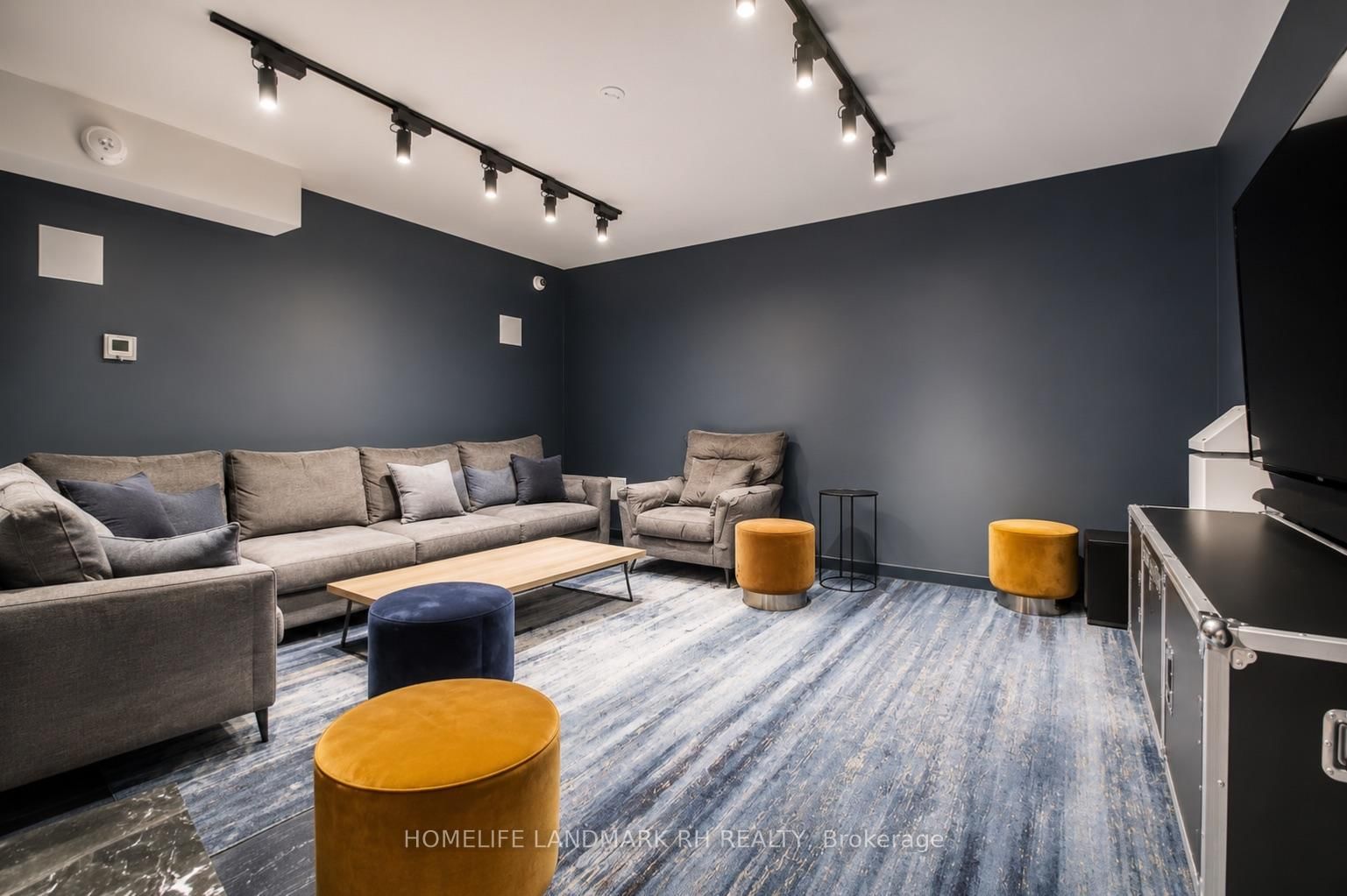 1004-28 Wellesley St, Toronto — 29