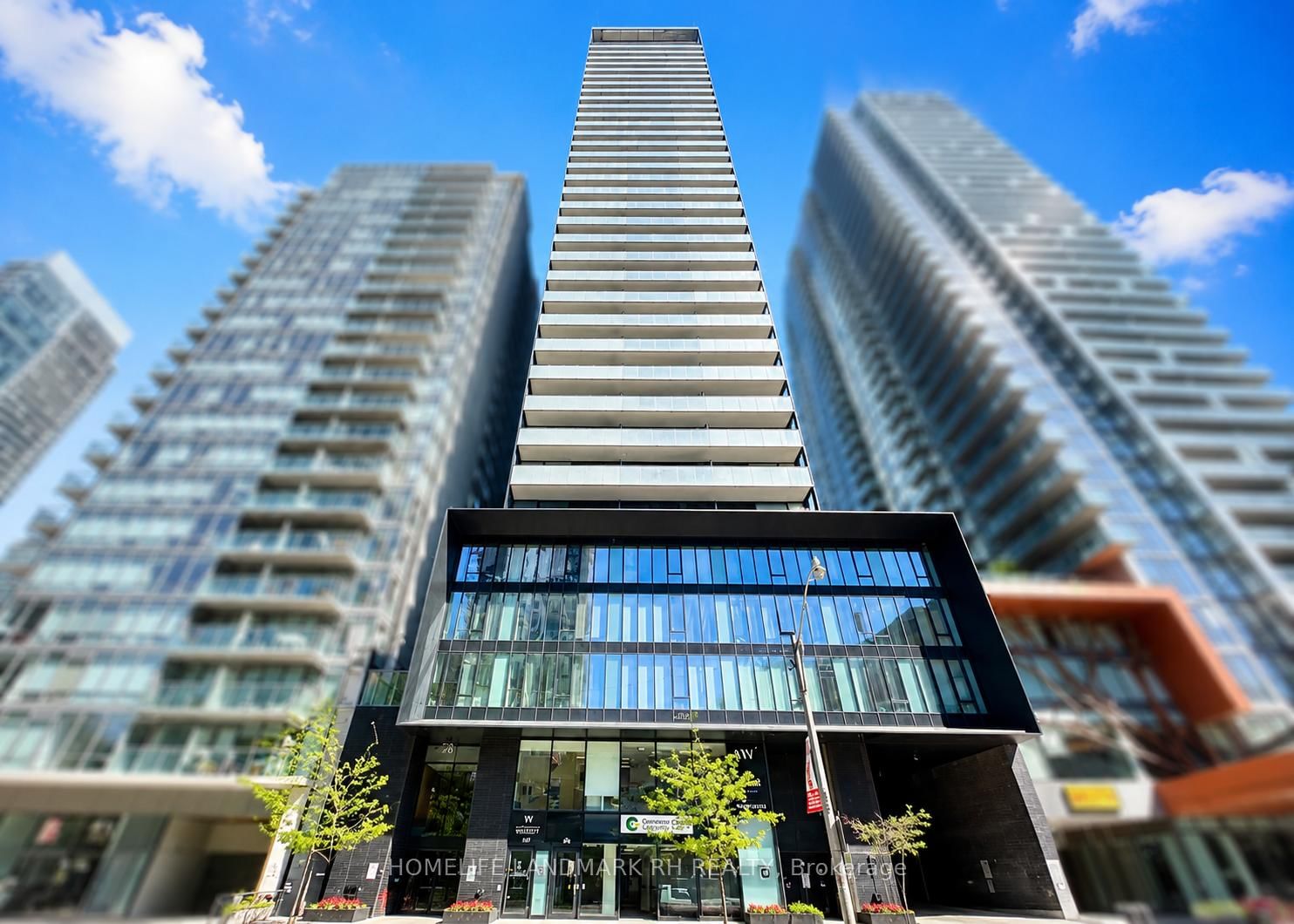 1004-28 Wellesley St, Toronto — 33