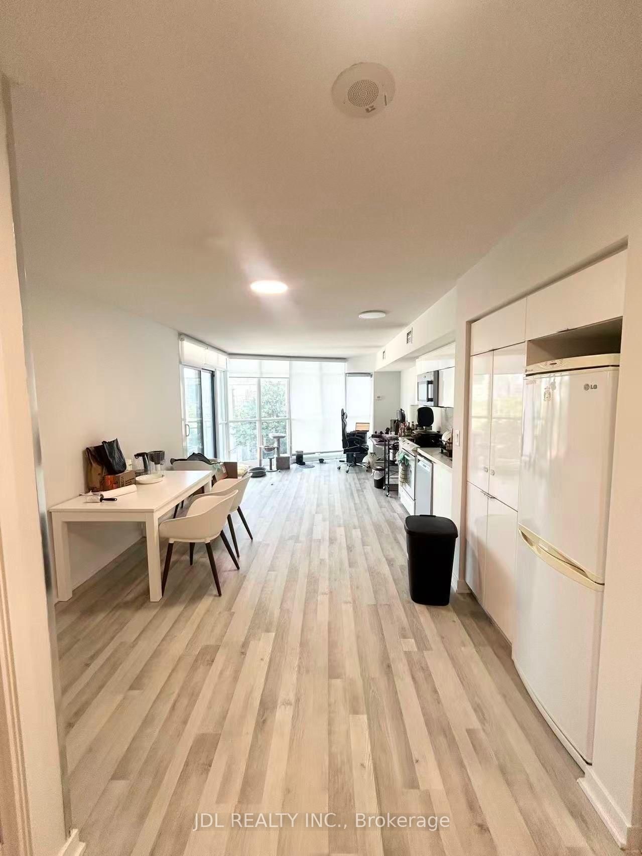 329-21 Iceboat Terr, Toronto — 4