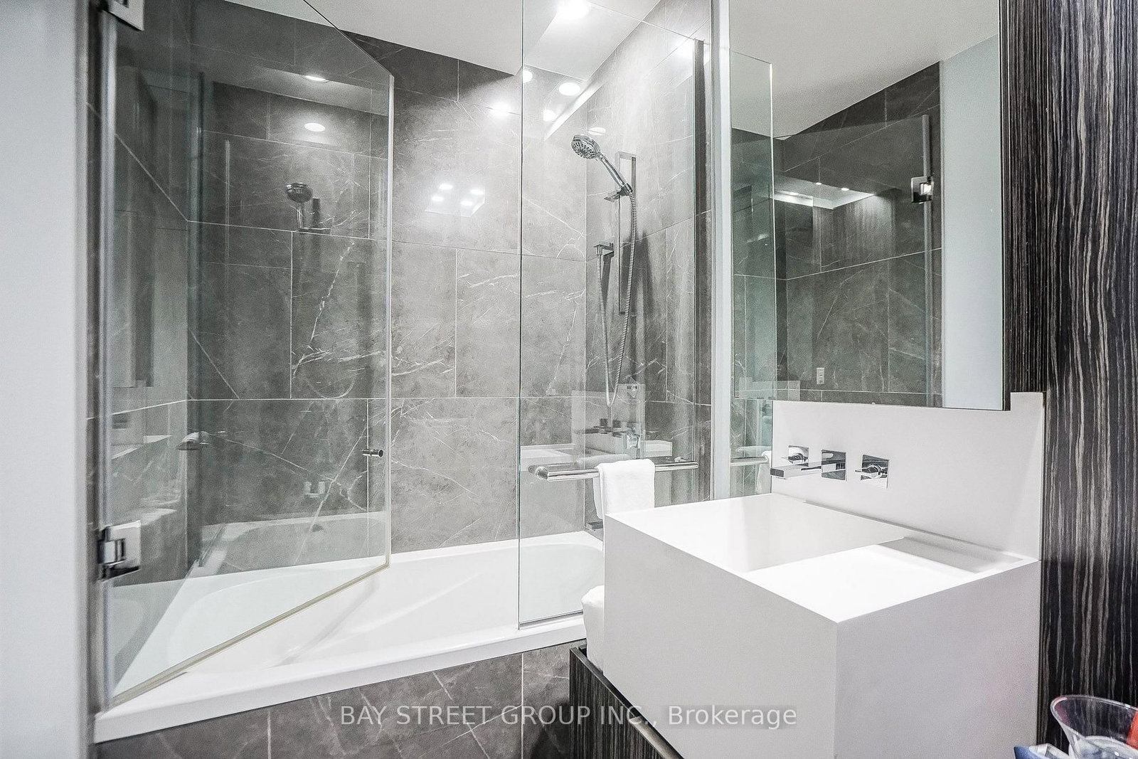 505-1 Bloor St, Toronto — 15