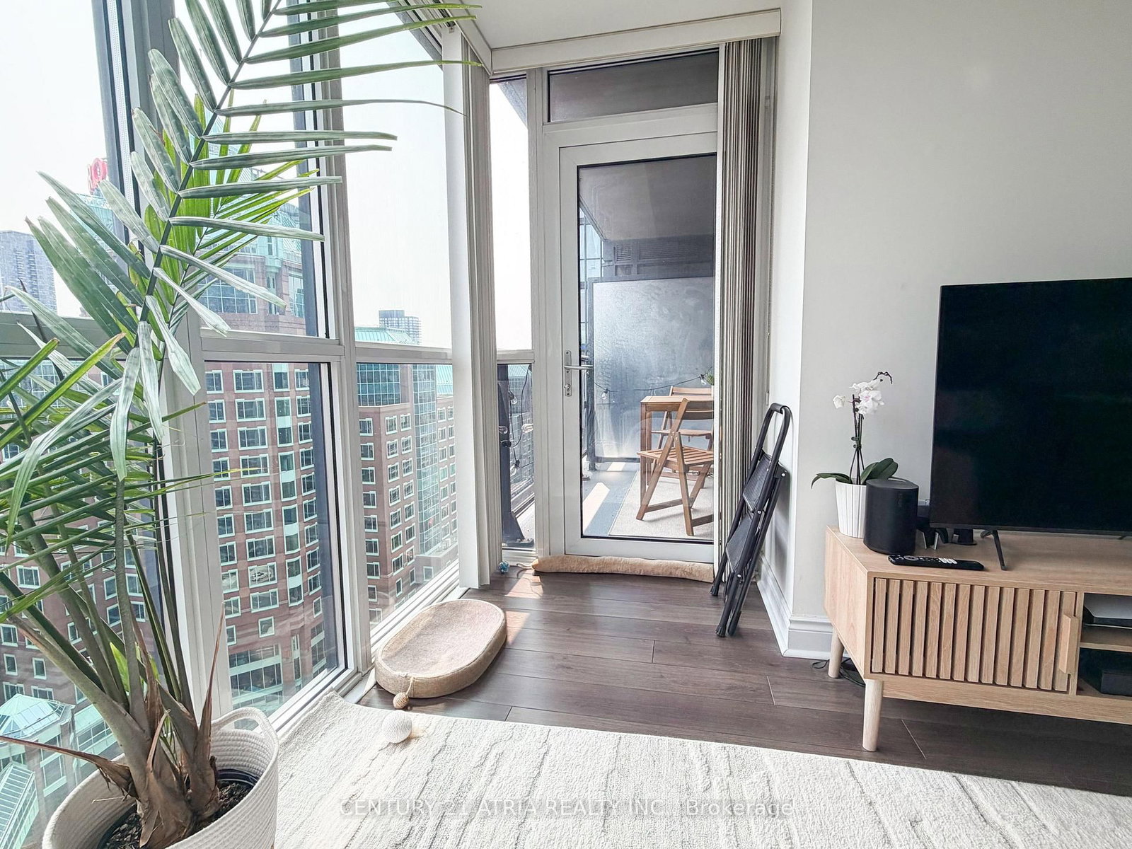 1901-28 Ted Rogers Way, Toronto — 4