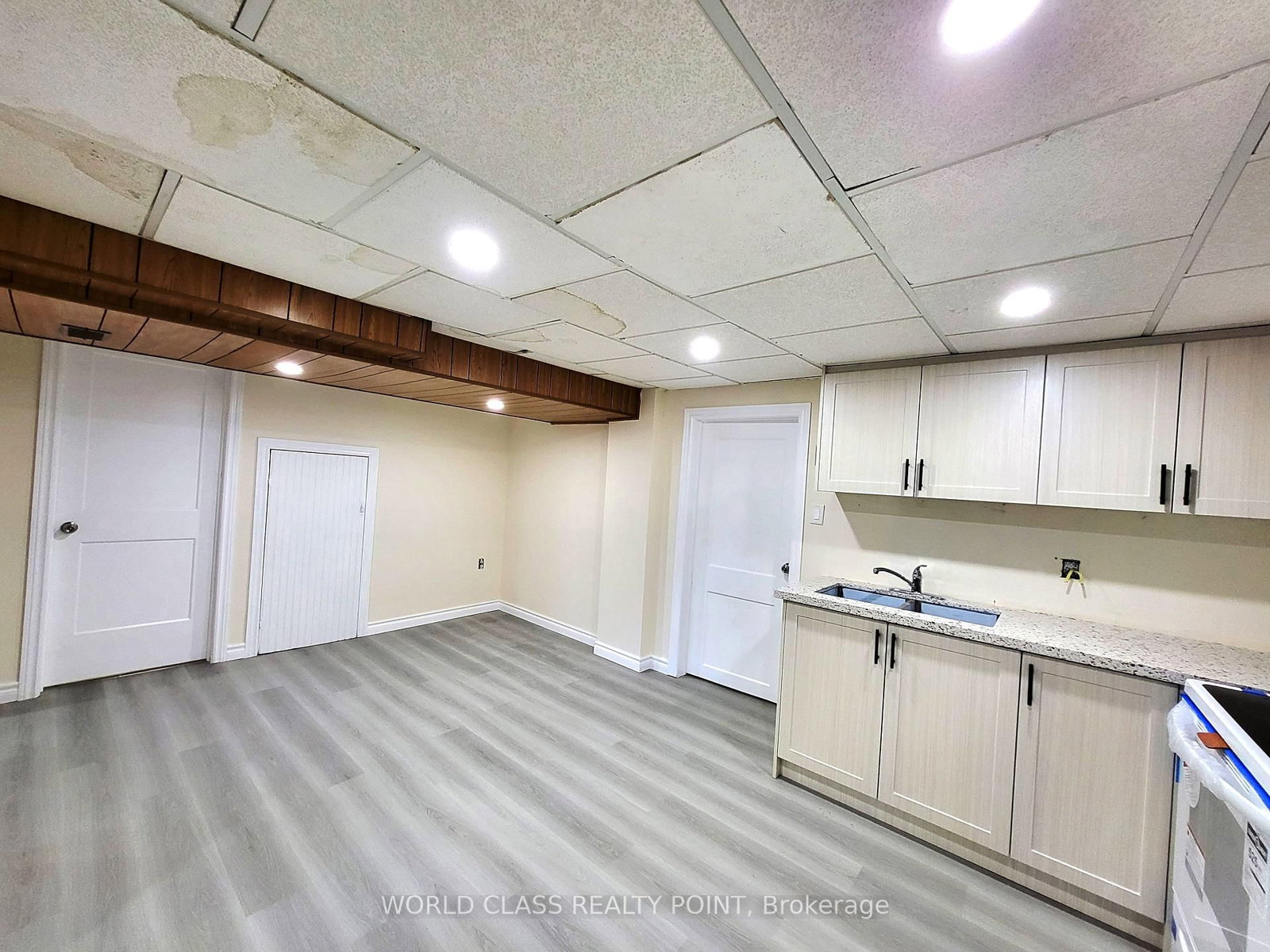 27 Kilbride Rd, Toronto — 12