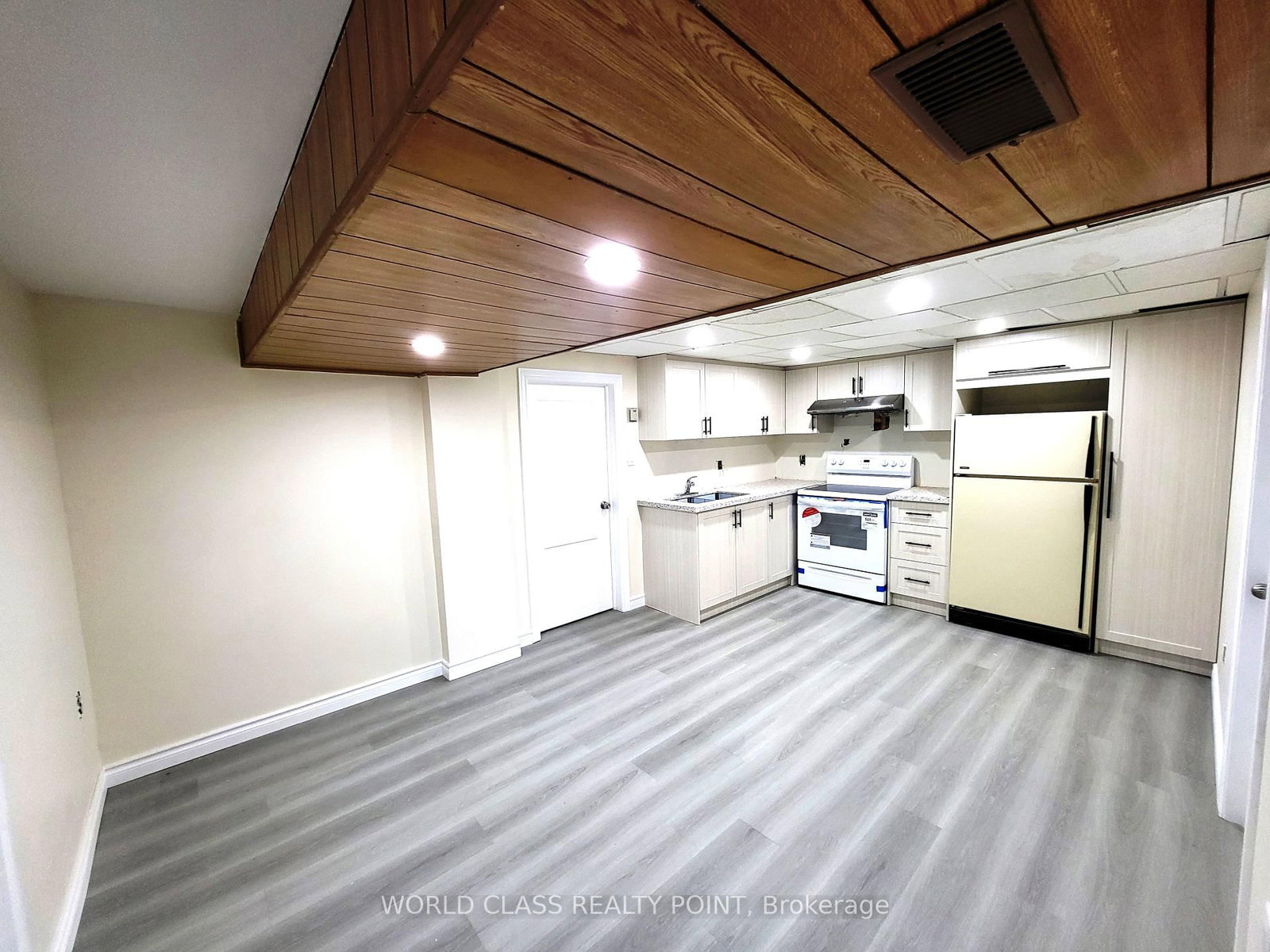 27 Kilbride Rd, Toronto — 8