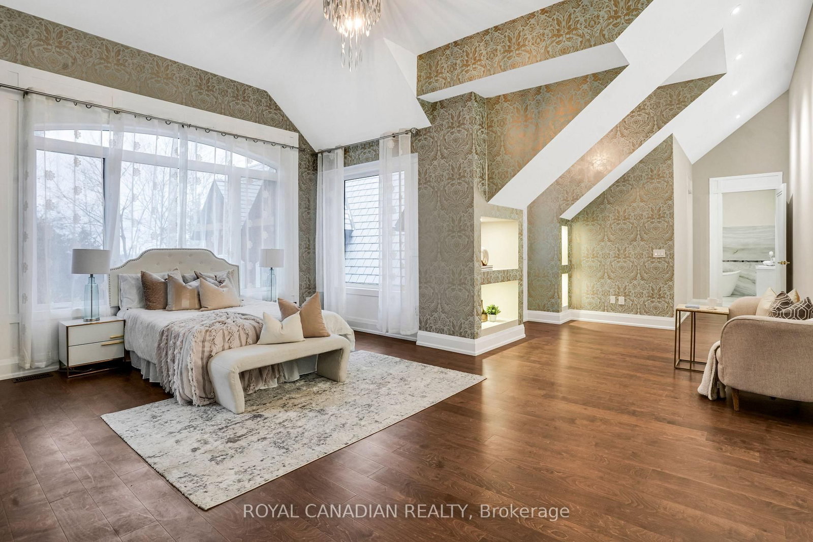 15 Glenview Heights Lane, King — 34