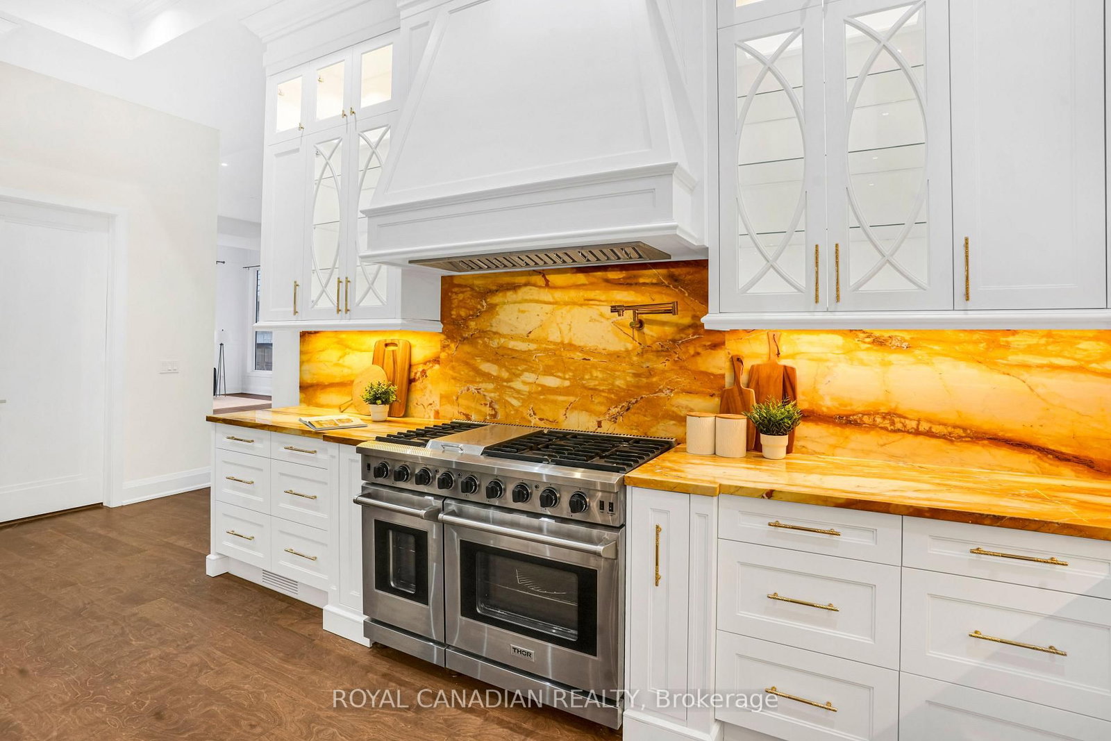 15 Glenview Heights Lane, King — 9