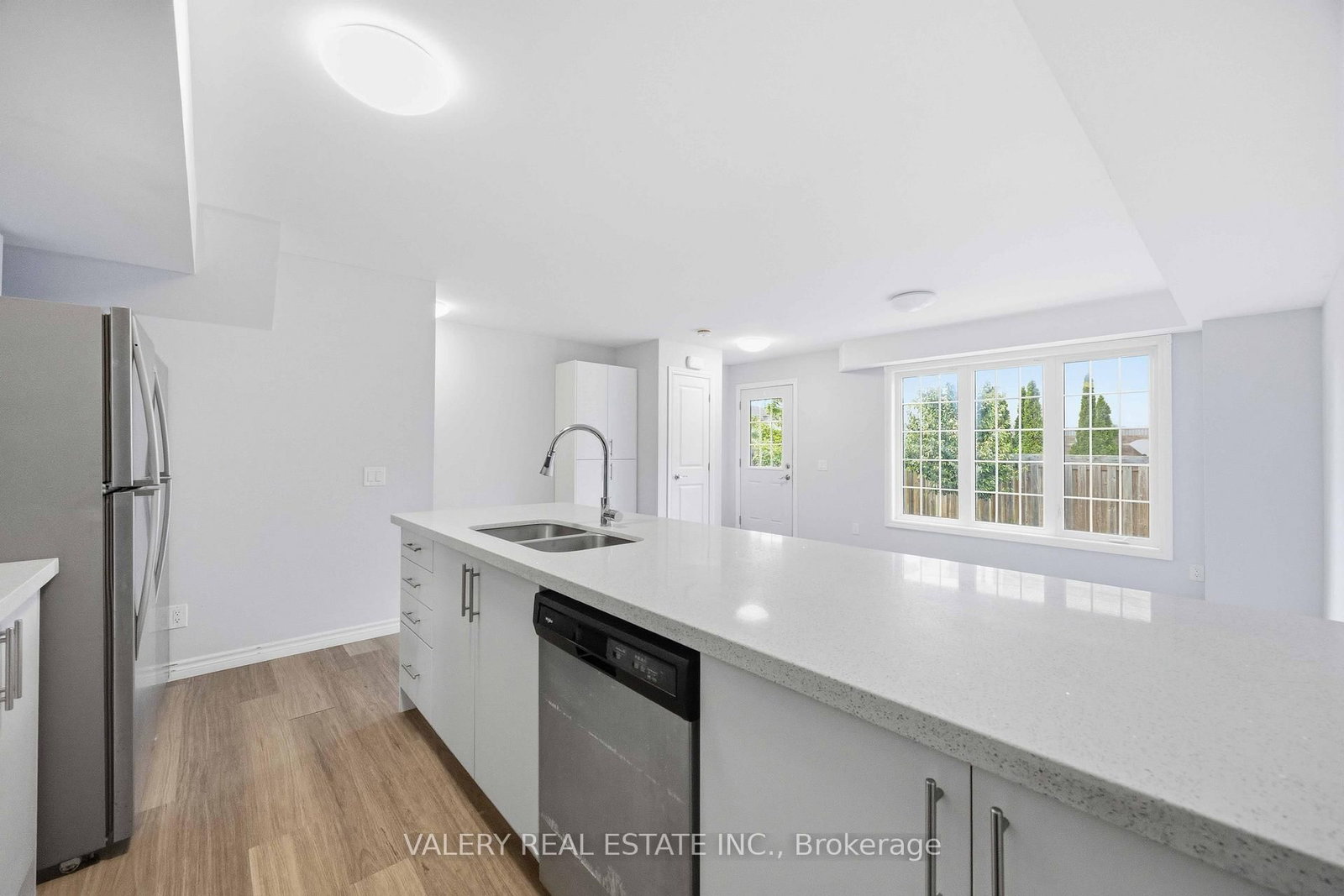 14-250 Penetanguishene Rd, Barrie — 13