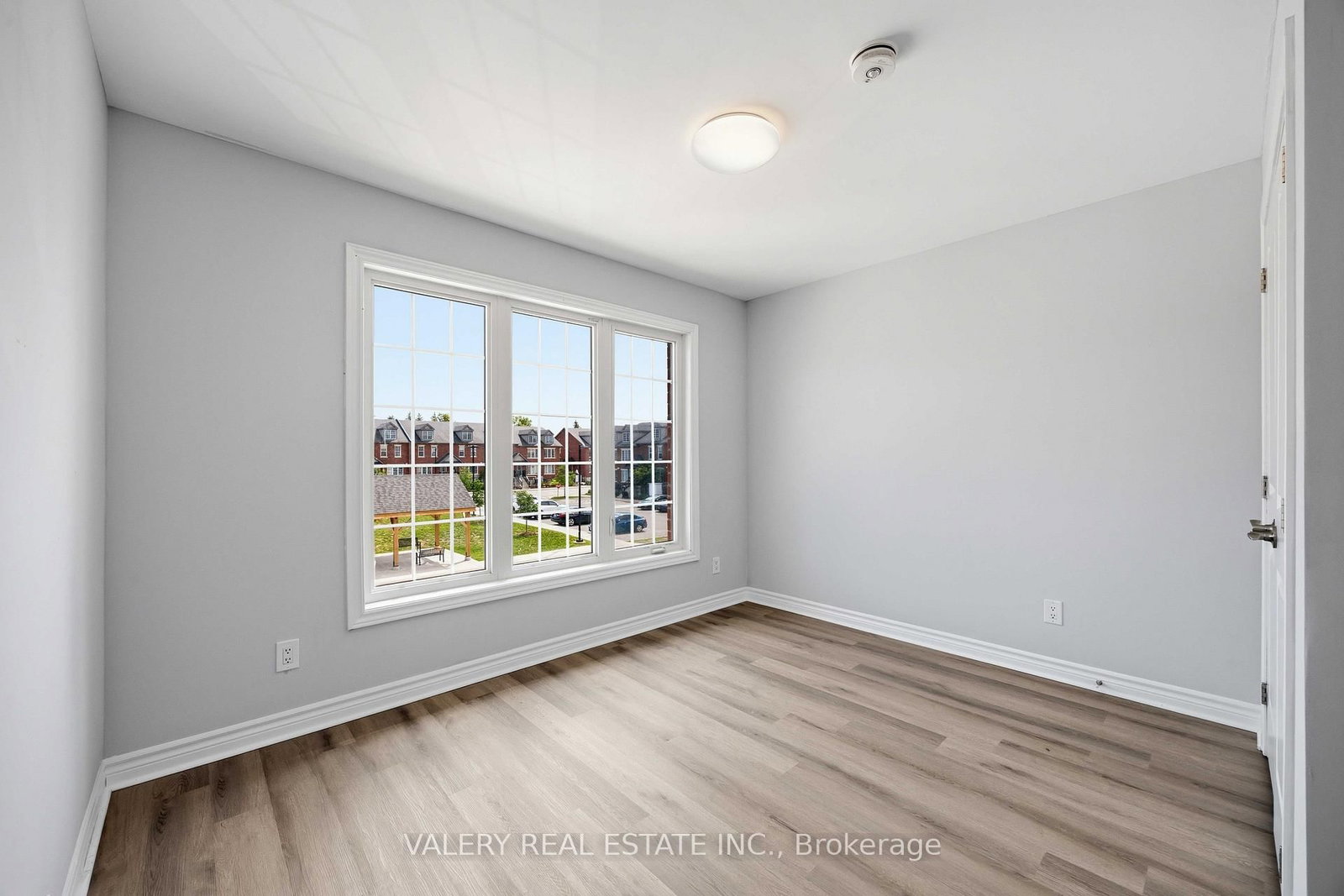 7-250 Penetanguishene Rd, Barrie — 13