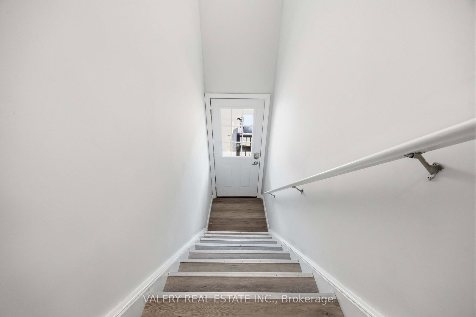 7-250 Penetanguishene Rd, Barrie — 5