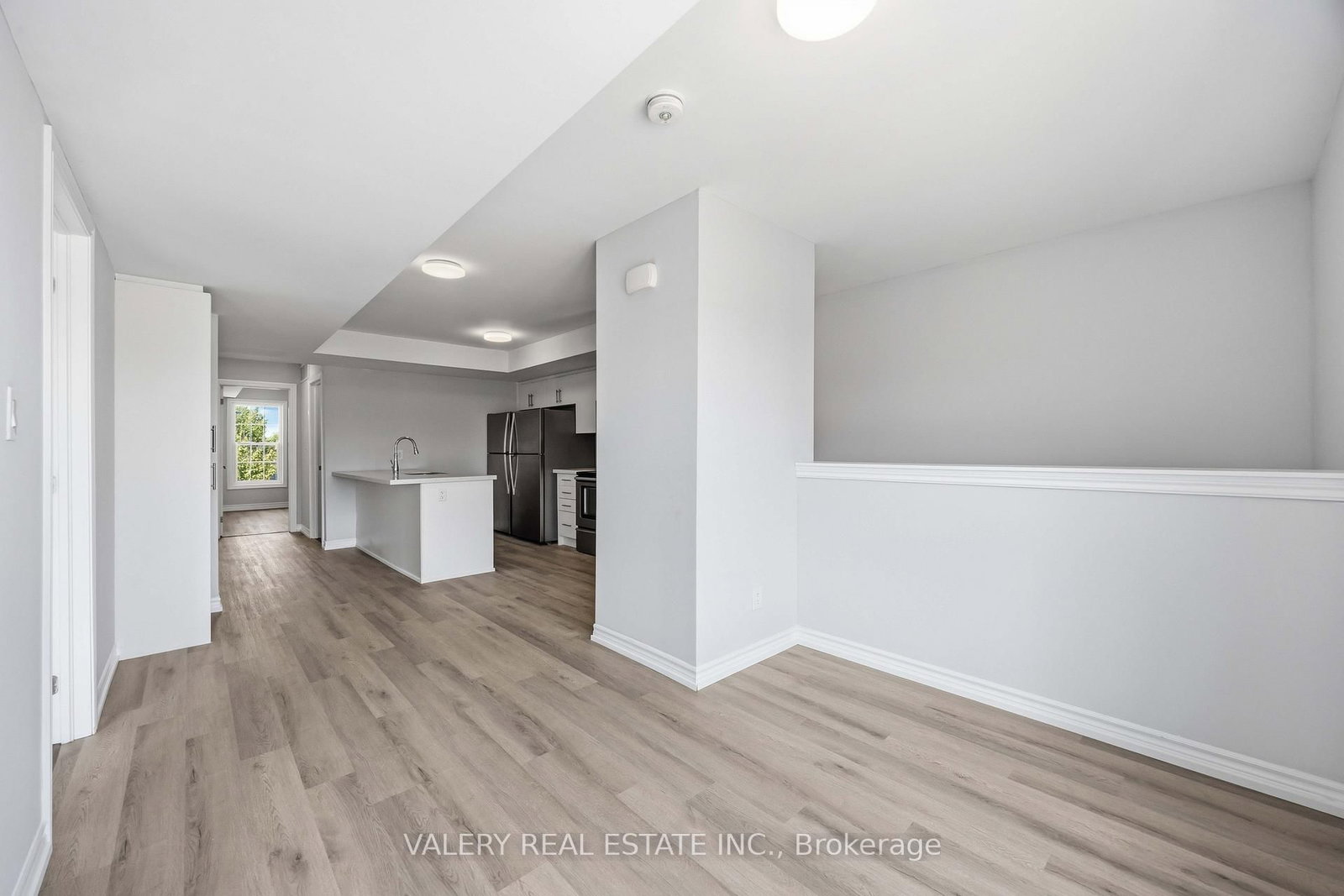 7-250 Penetanguishene Rd, Barrie — 8