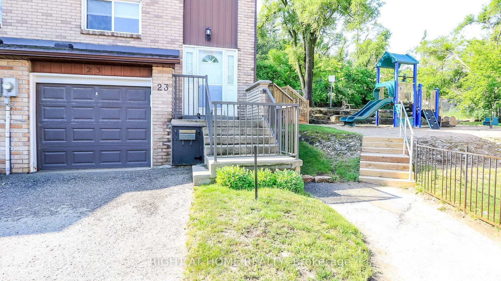 23-52 Adelaide St, Barrie — 26
