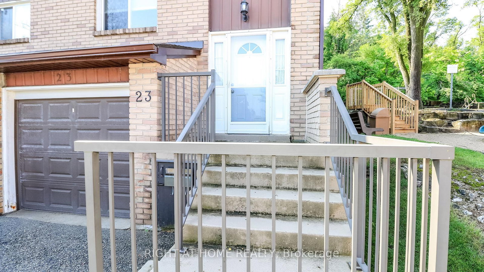 23-52 Adelaide St, Barrie — 28