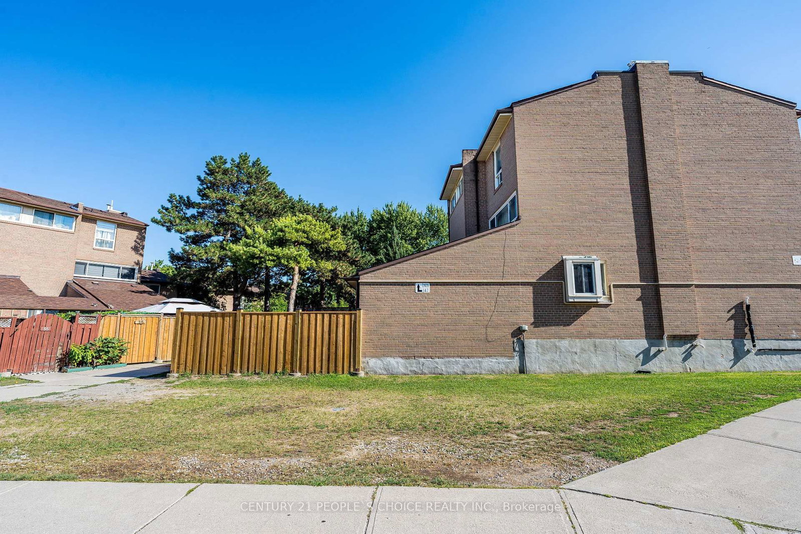 2-242 John Garland Blvd, Toronto — 35