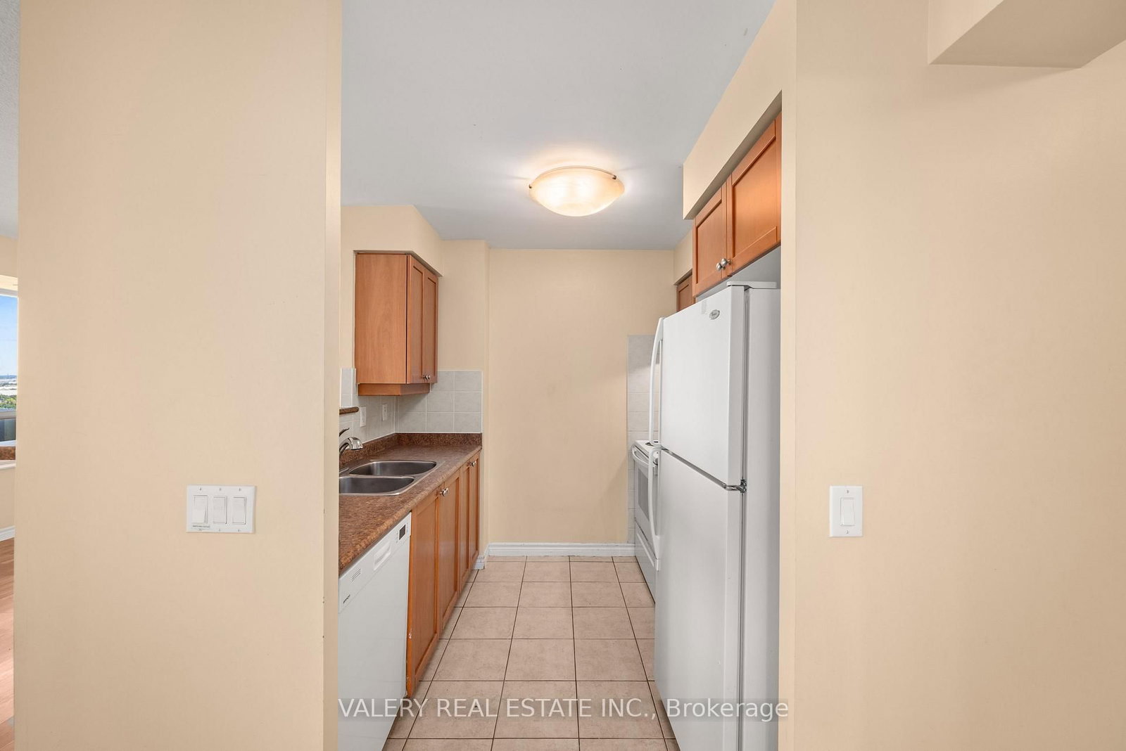 1626-700 Humberwood Blvd, Toronto — 12