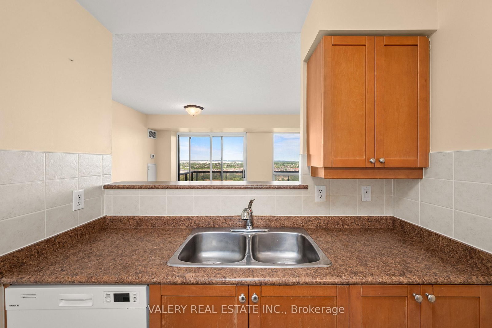 1626-700 Humberwood Blvd, Toronto — 16