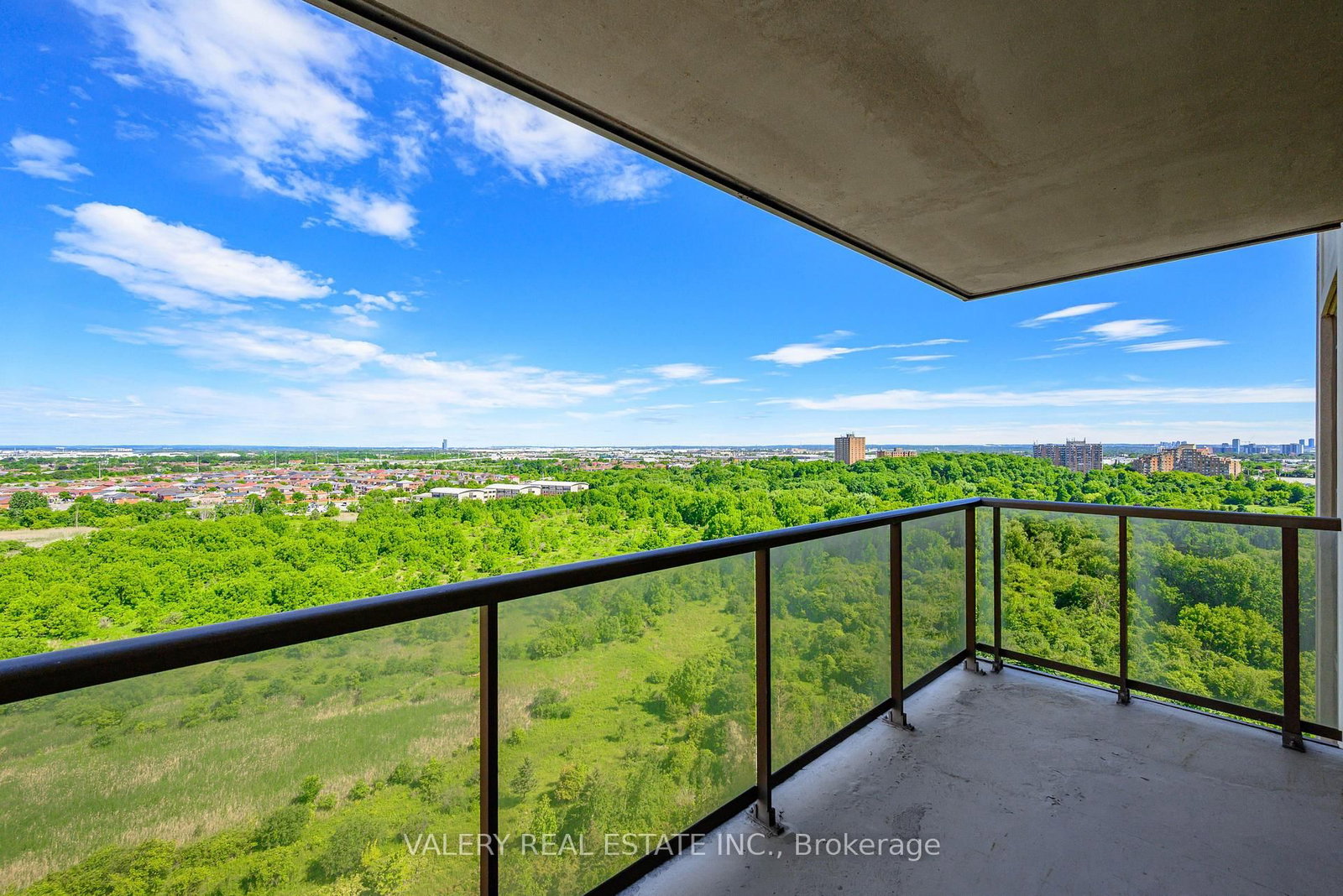 1626-700 Humberwood Blvd, Toronto — 29