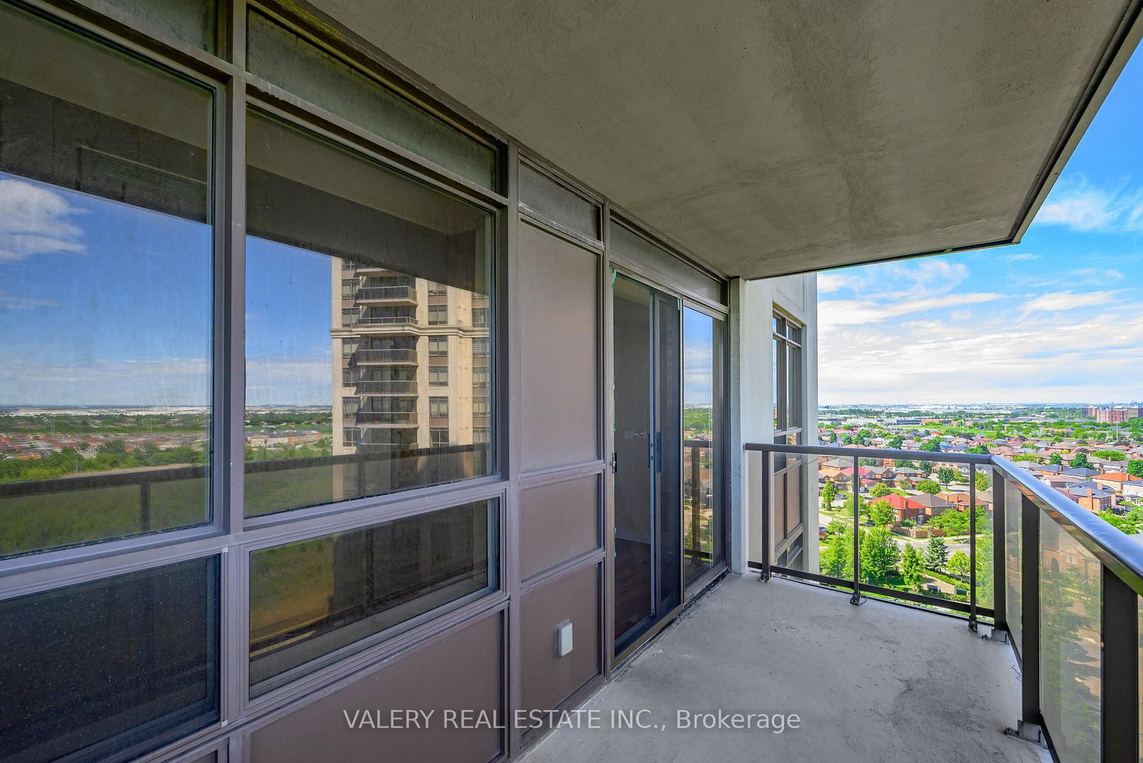 1626-700 Humberwood Blvd, Toronto — 30