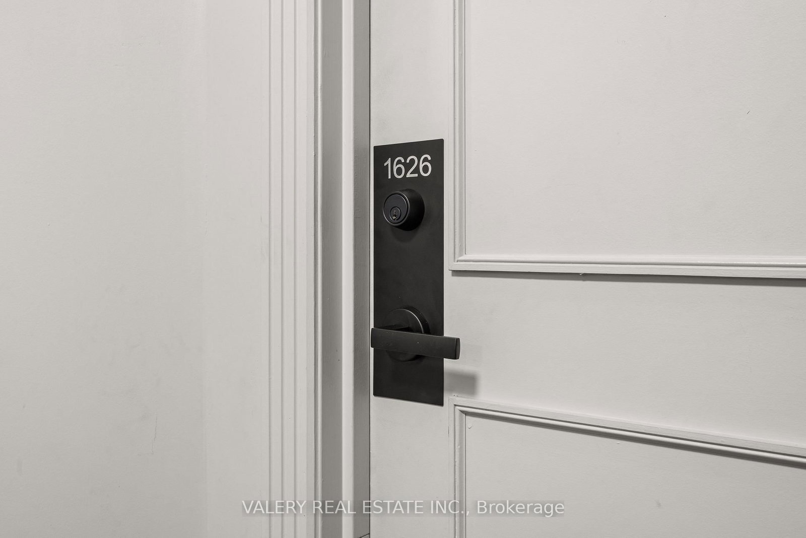 1626-700 Humberwood Blvd, Toronto — 9