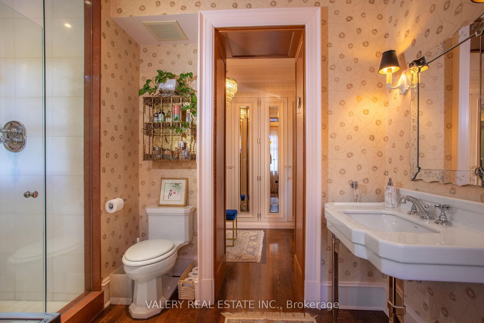 270 Indian Rd, Toronto — 25