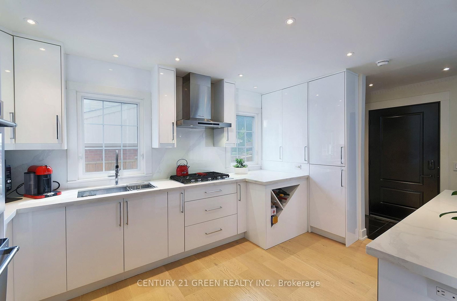 32 Castlebar Rd, Toronto — 11