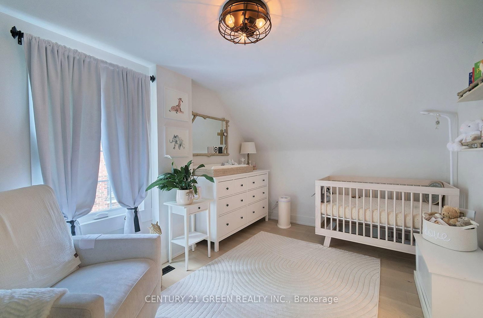 32 Castlebar Rd, Toronto — 20