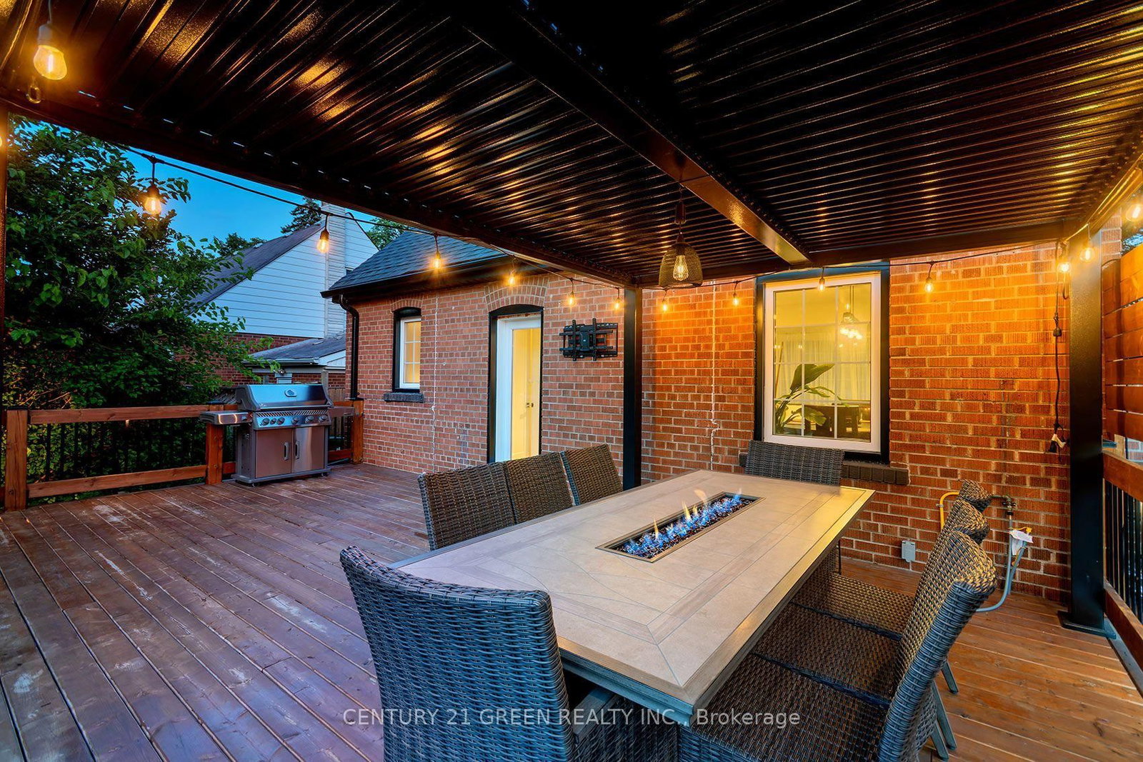 32 Castlebar Rd, Toronto — 31