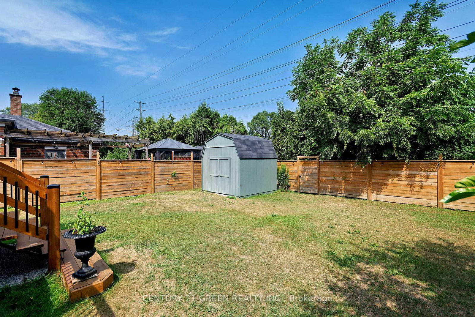 32 Castlebar Rd, Toronto — 34