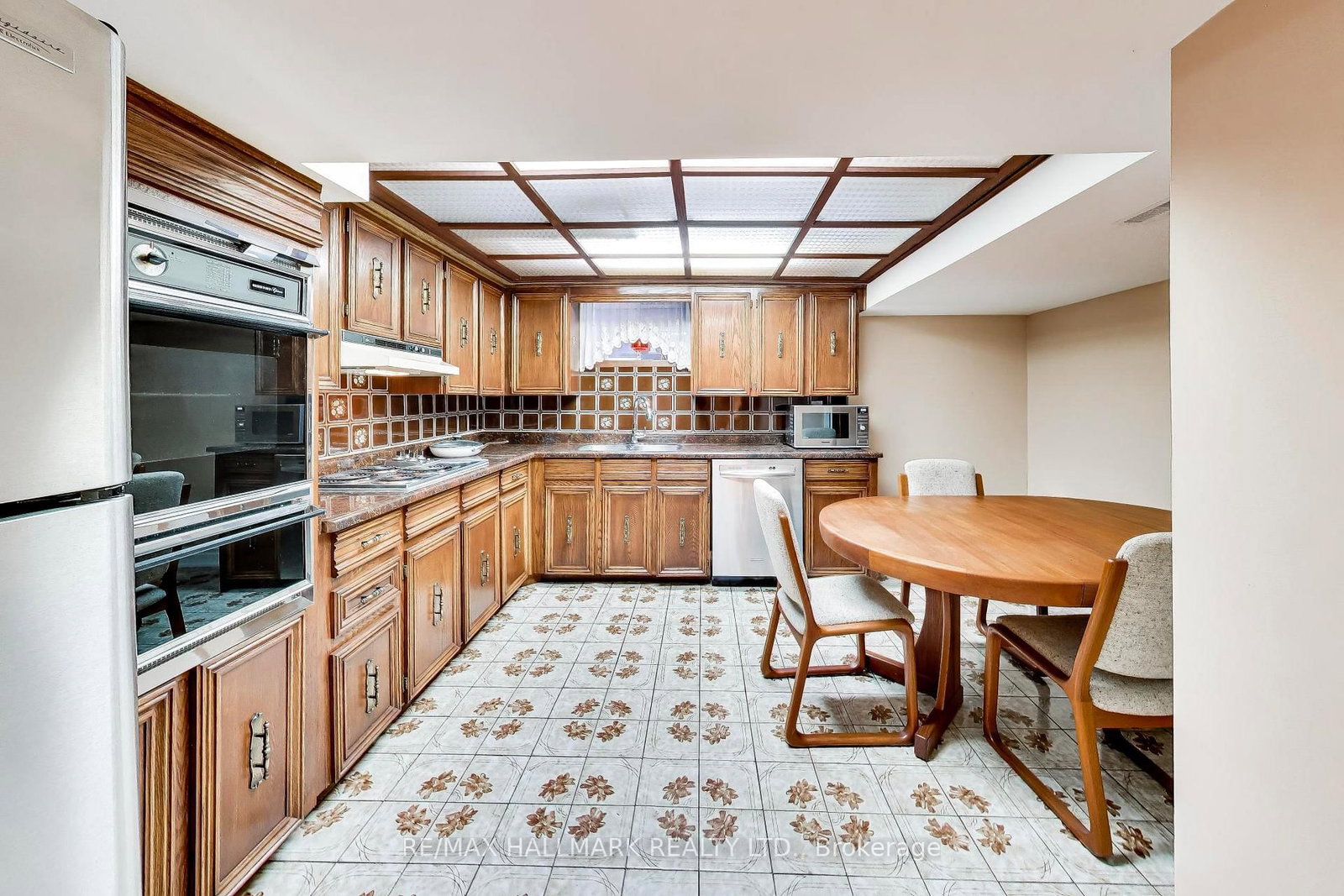 5 Byworth Blvd, Toronto — 35