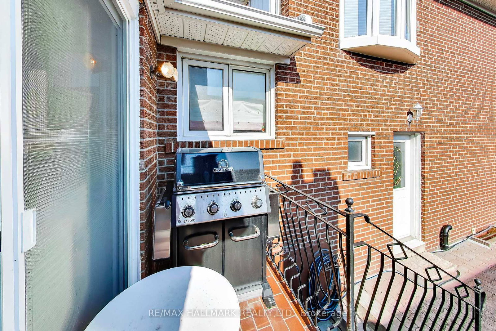 5 Byworth Blvd, Toronto — 38