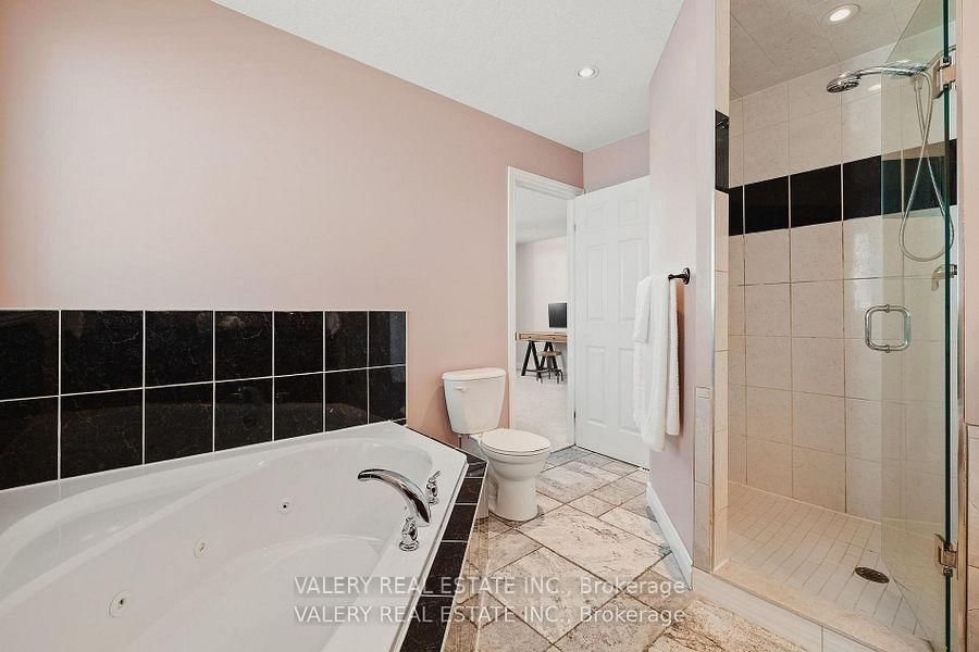 291 Zeller Dr, Kitchener — 22