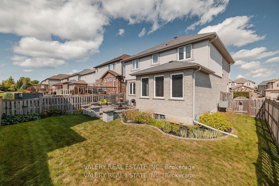 291 Zeller Dr, Kitchener — 30