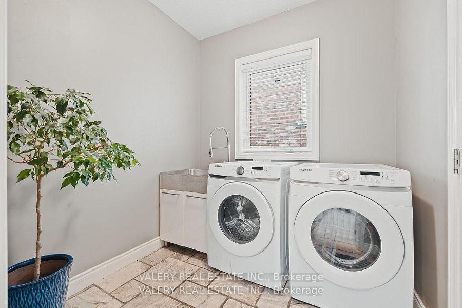 291 Zeller Dr, Kitchener — 9