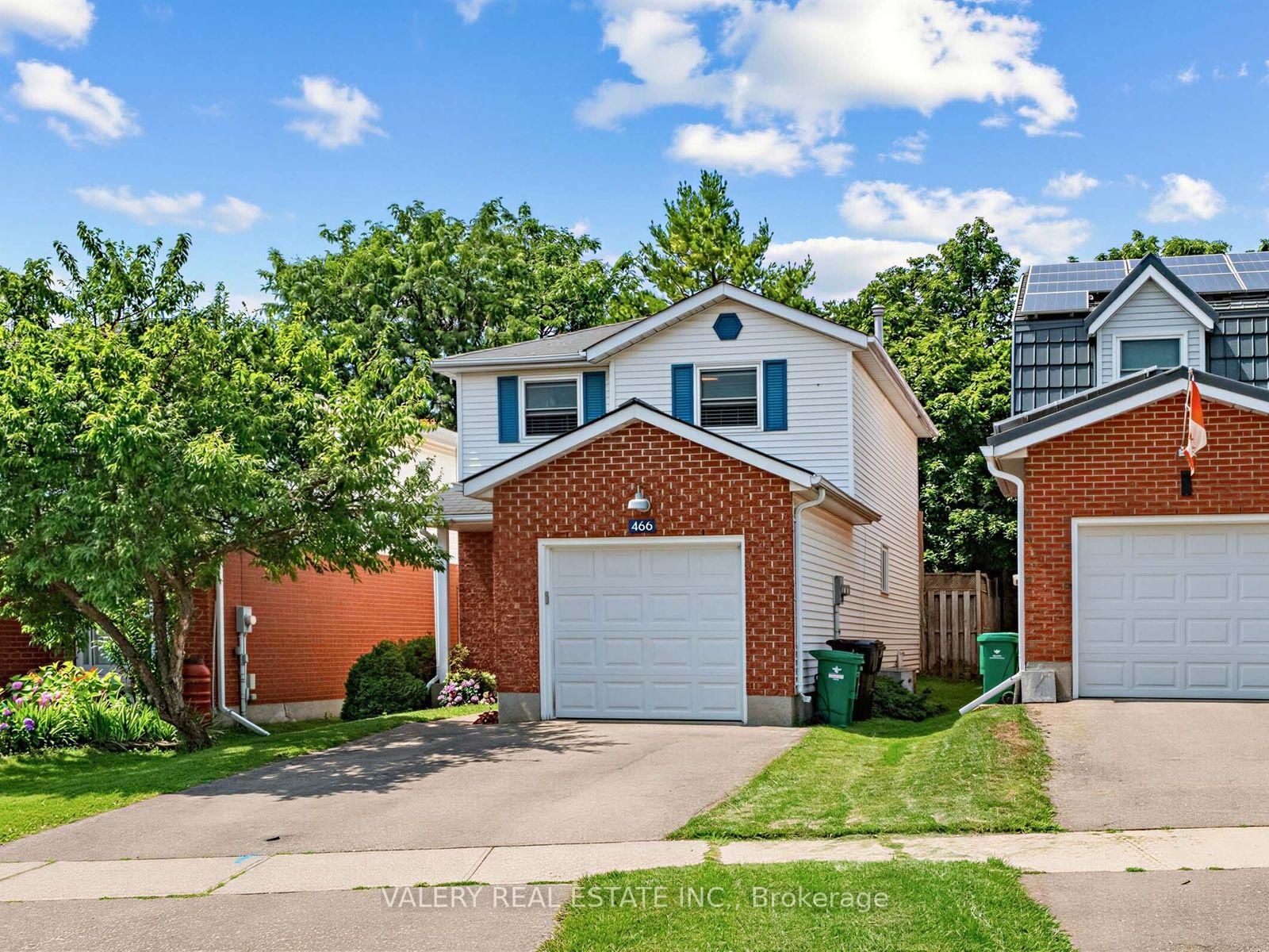 466 Misty Cres, Kitchener — 2