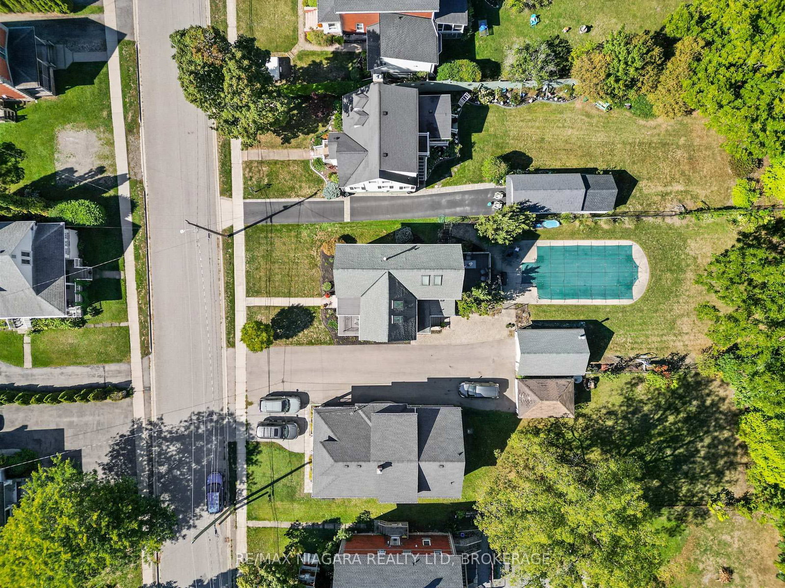 18 Emerick Ave, Fort Erie — 34